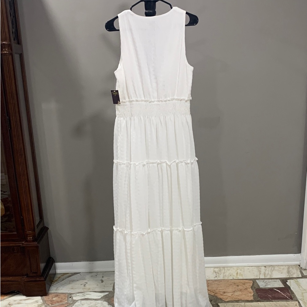 Taylor White Sleeveless V-Neck Maxi Dress Size 12 - Picture 5 of 7